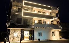 Hotel12
